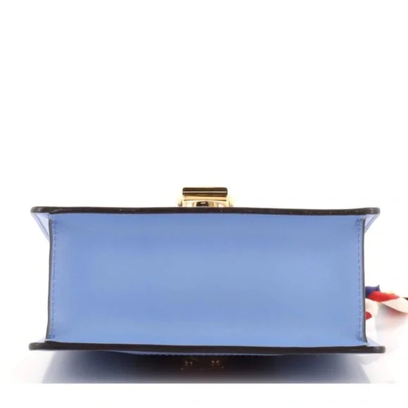 Gucci Mini Sylvie Top
Handle - Picture 5 of 5